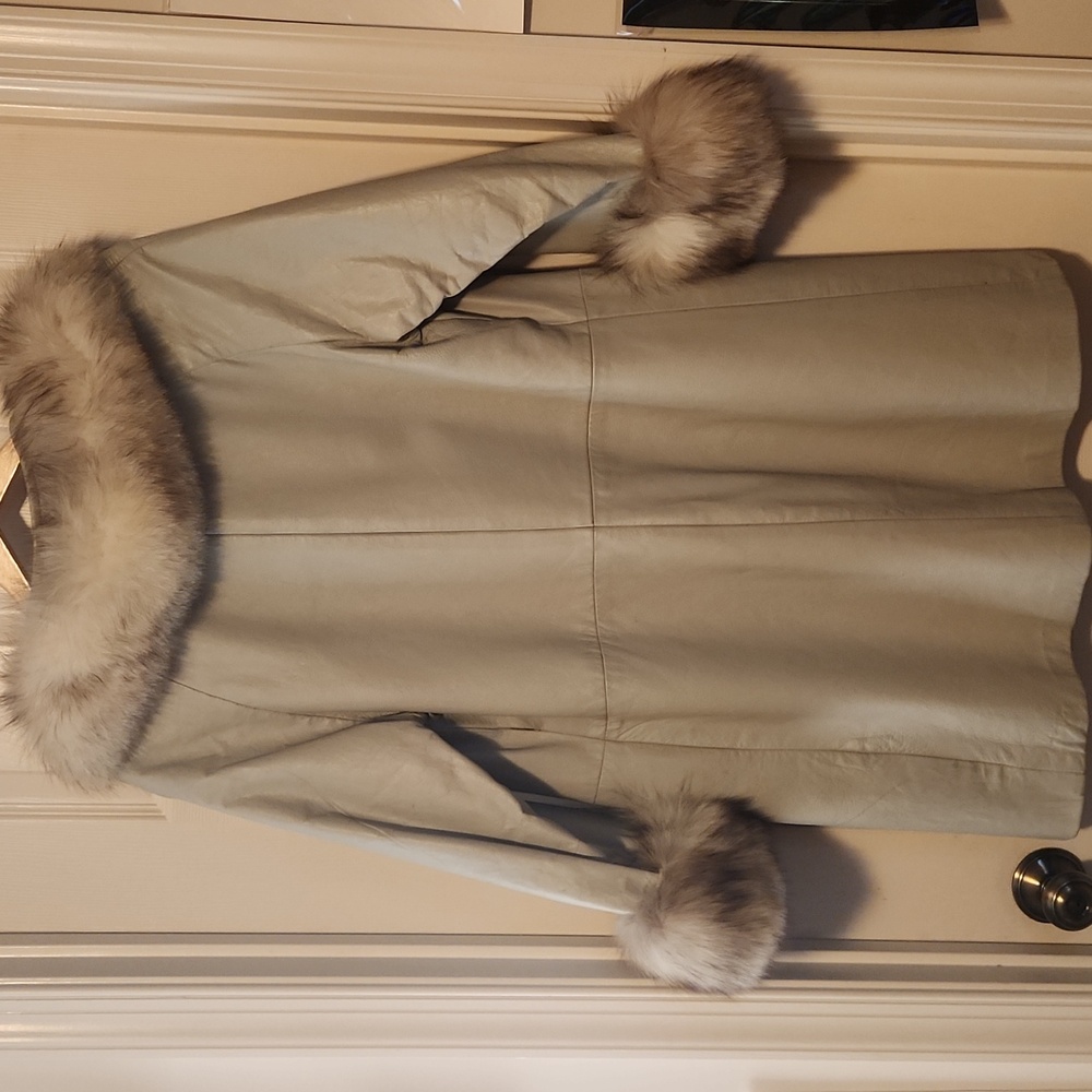Vintage Leather Fur Trim Coat - Picture 3 of 11